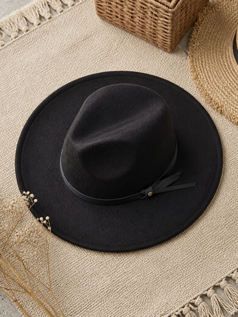 Black Wide-Brim Felt Fedora Hat with Trim